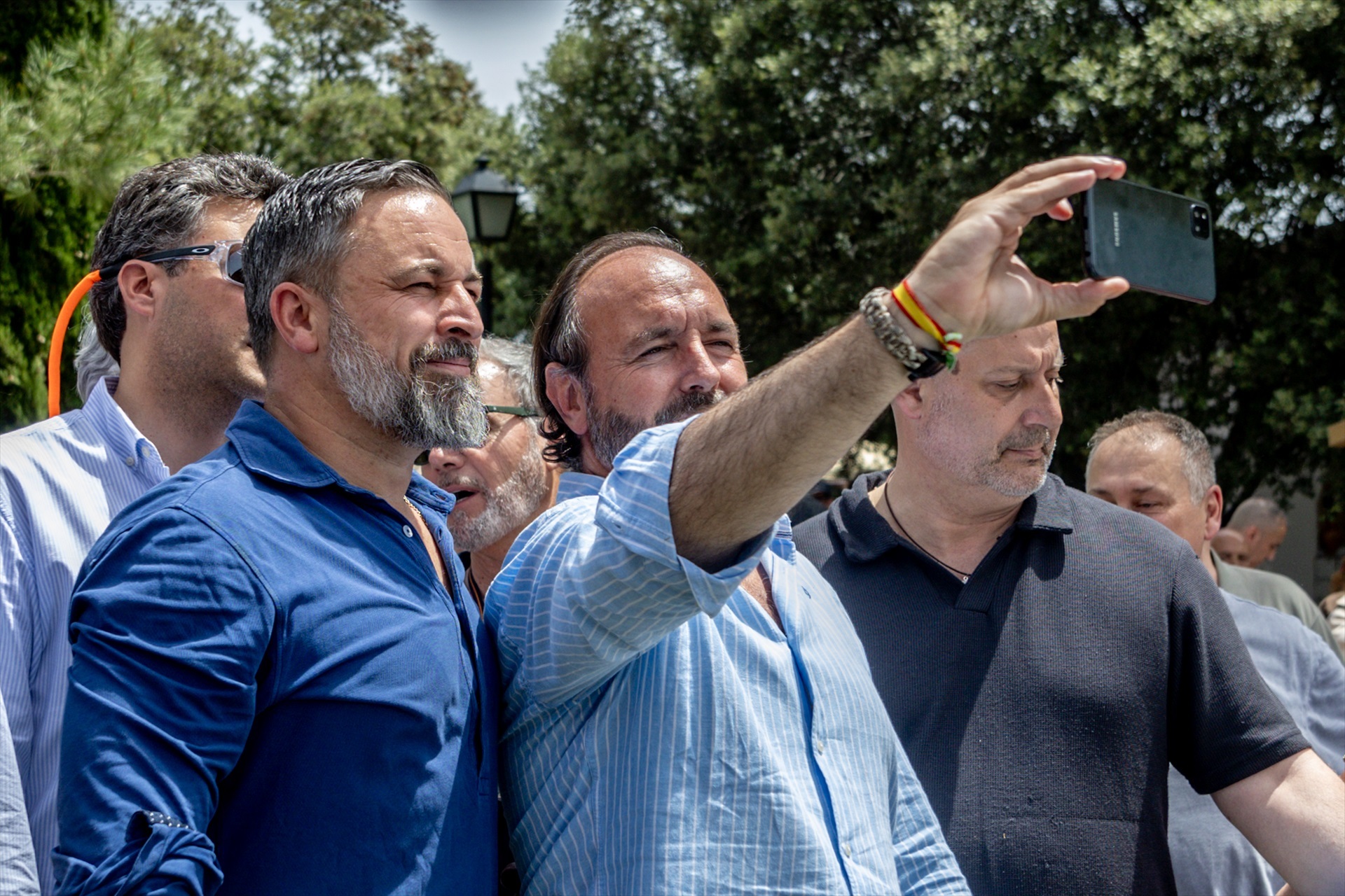 Abascal supera a Feijoo en valoración ciudadana y ya es considerado el segundo líder favorito para presidir el país, según 40dB