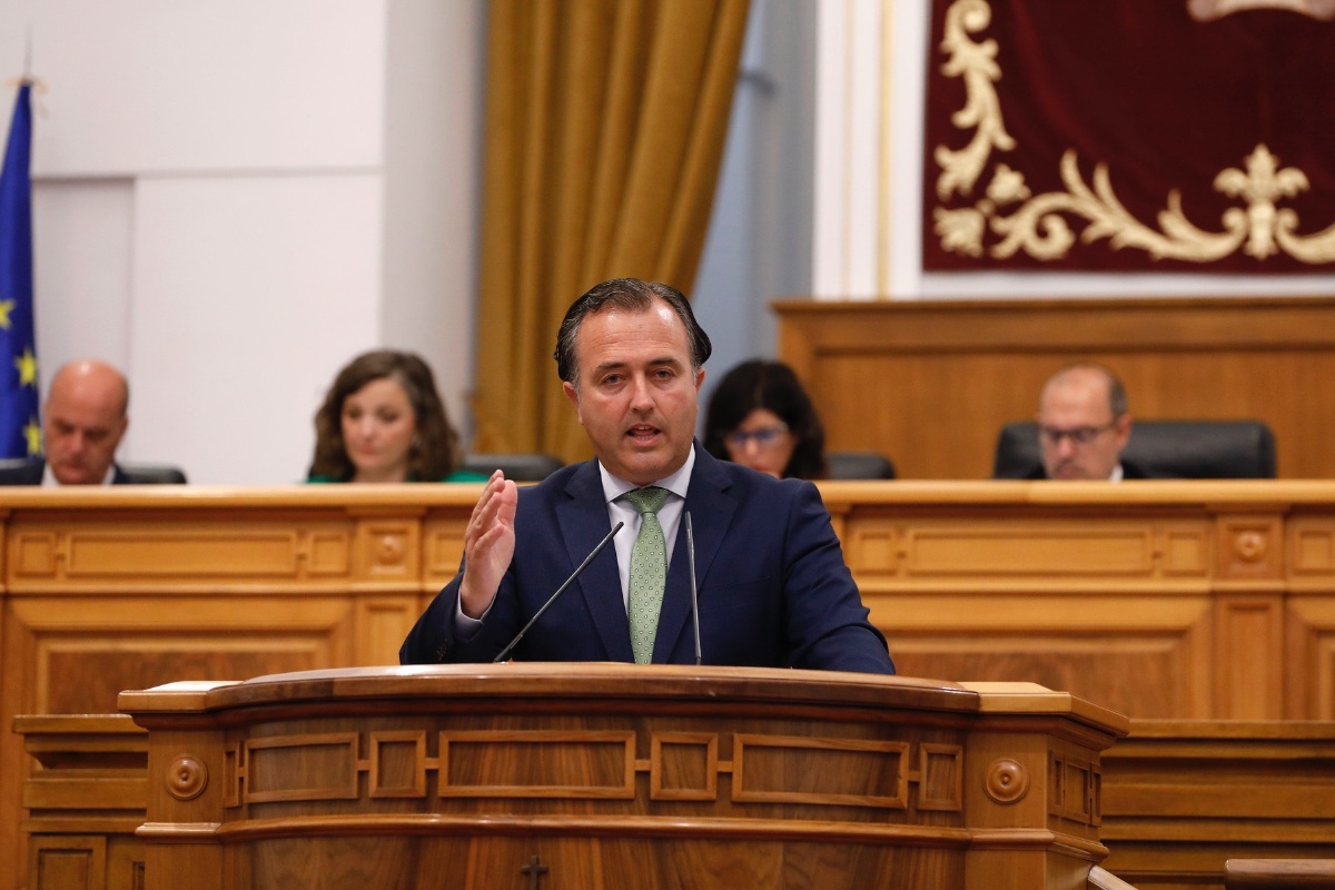 VOX denuncia la «hipocresía» de Page por no revelar el número de menas en Castilla-La Mancha