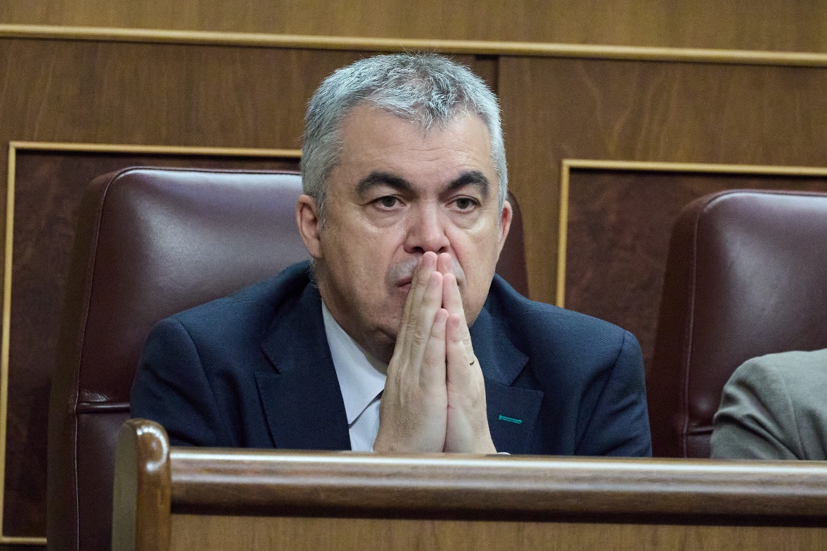 La Guardia Civil implica a Santos Cerdán en un intento de borrado de pruebas para evitar ser vinculado a la trama corrupta