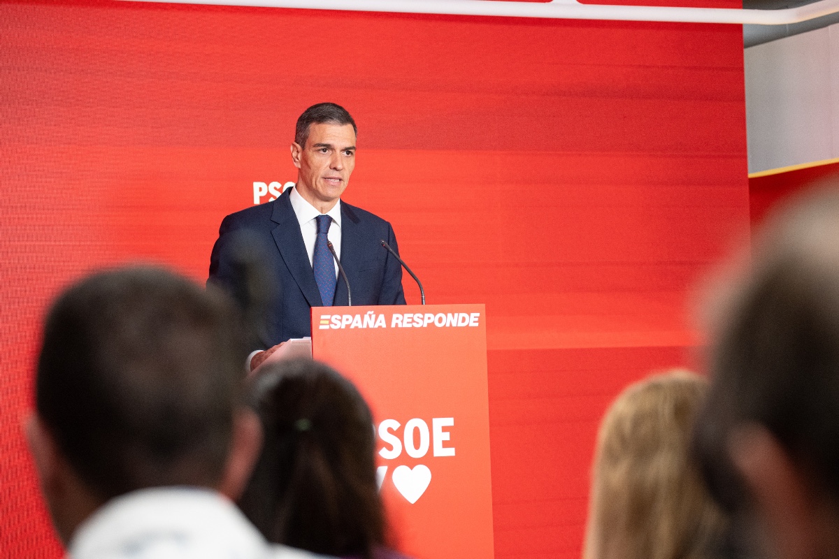 Sánchez señala que no debieron «confiar» en Santos Cerdán y se victimiza: «Este Gobierno está sufriendo un asedio por parte de la oposición»