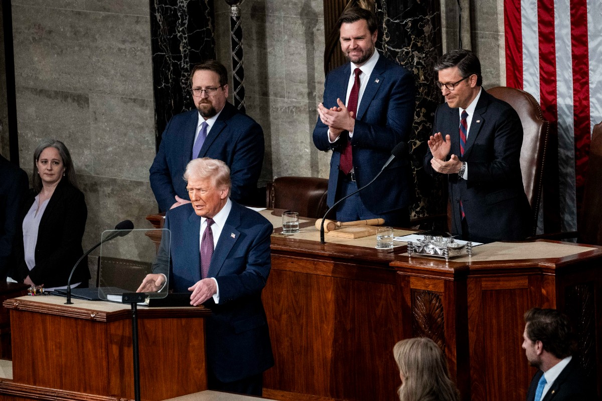 La Cámara de Representantes aprueba la propuesta de Trump para recortar más de 8.000 millones de euros en ayudas internacionales y a la radio y televisión públicas