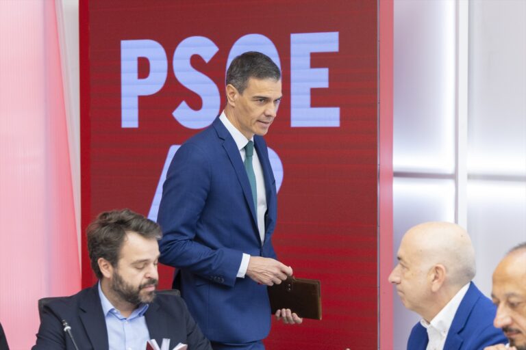 Pedro Sánchez se aferra al cargo y presume de su «lucha contra la corrupción» en un discurso repleto de bulos: «El PSOE es una organización limpia»