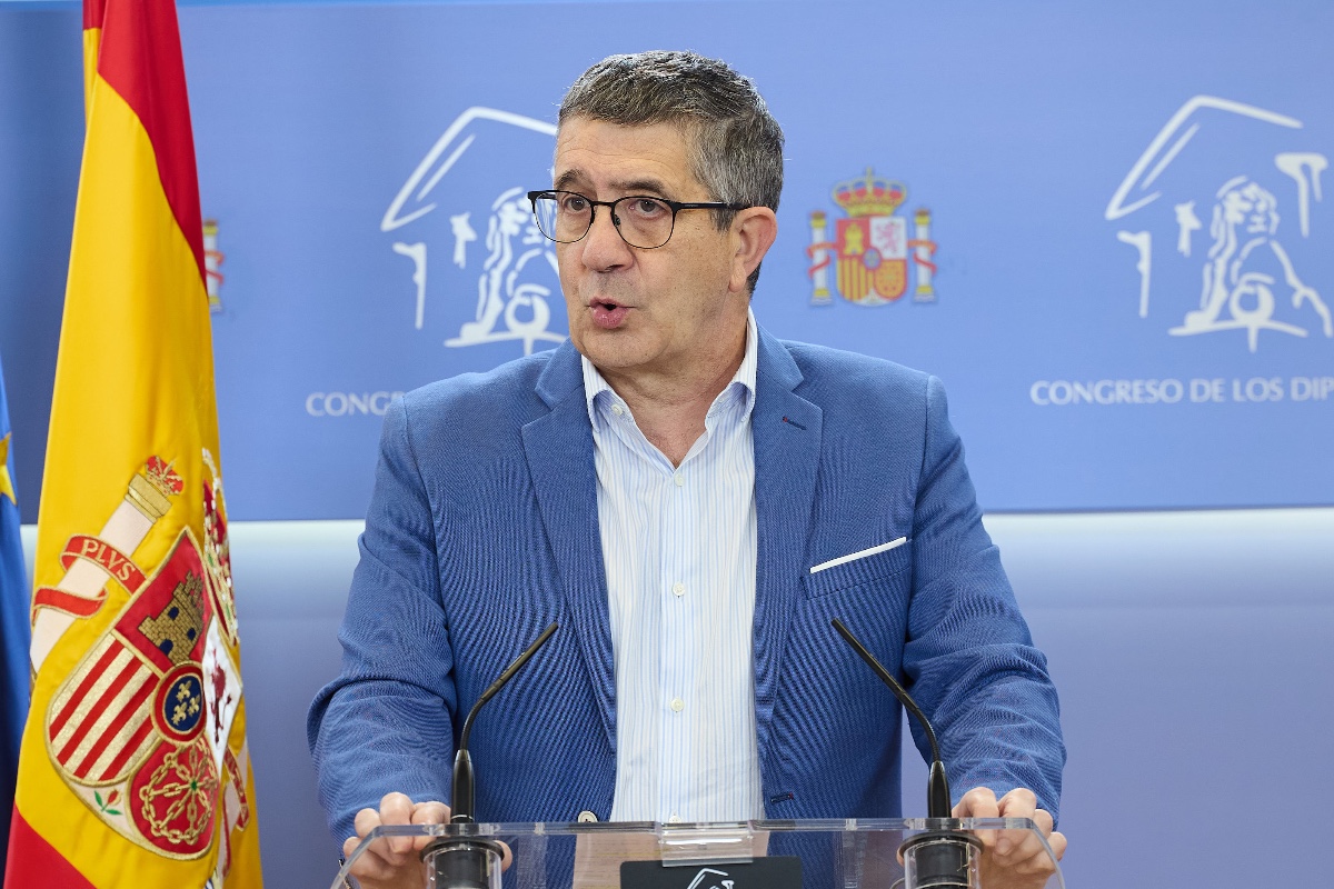 Patxi López resalta que Santos Cerdán ha negado la posesión de empresas que le achaca la UCO