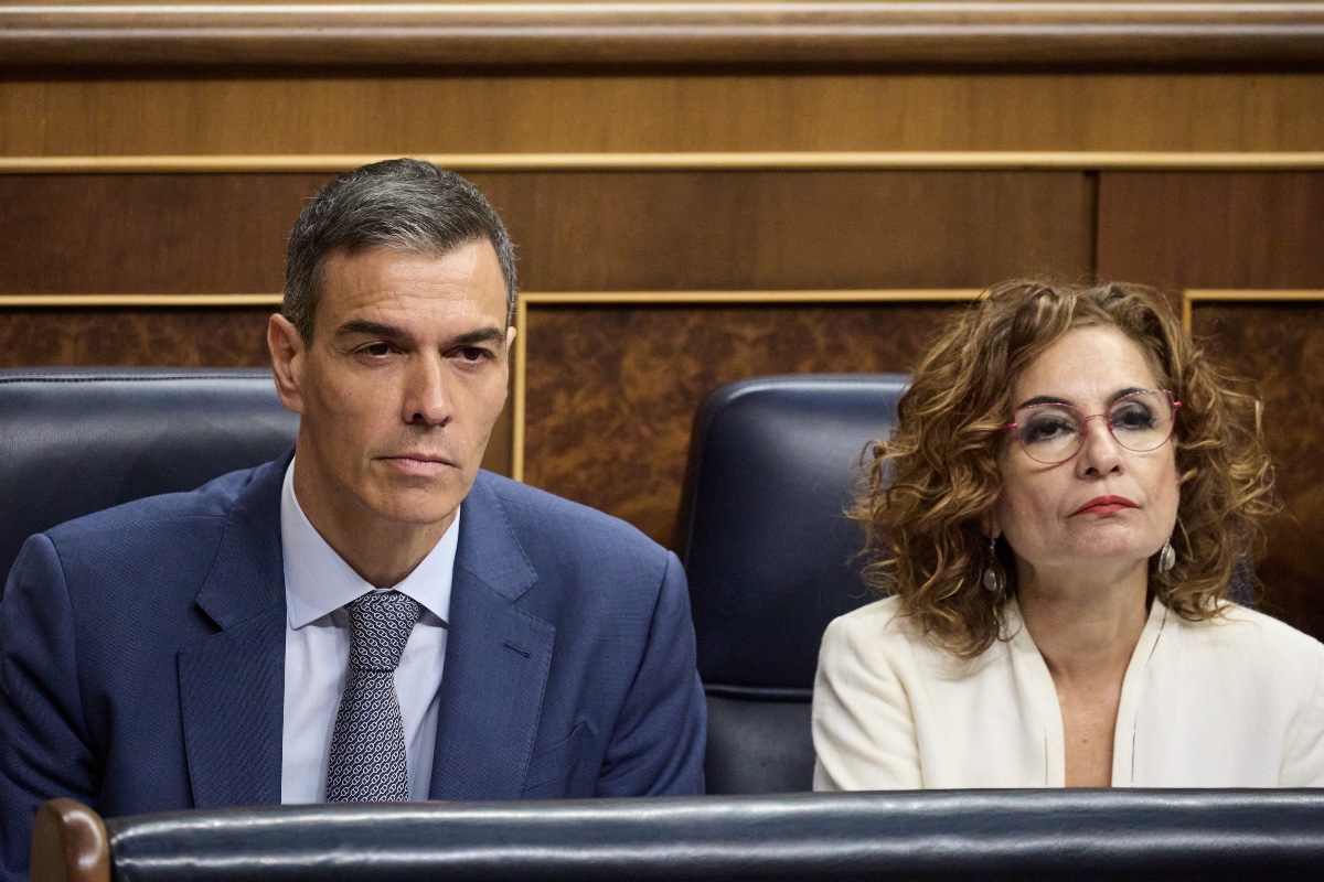 La UCO señala que Pedro Sánchez lideró la fase final del rescate de Air Europa de la mano de la SEPI de María Jesús Montero