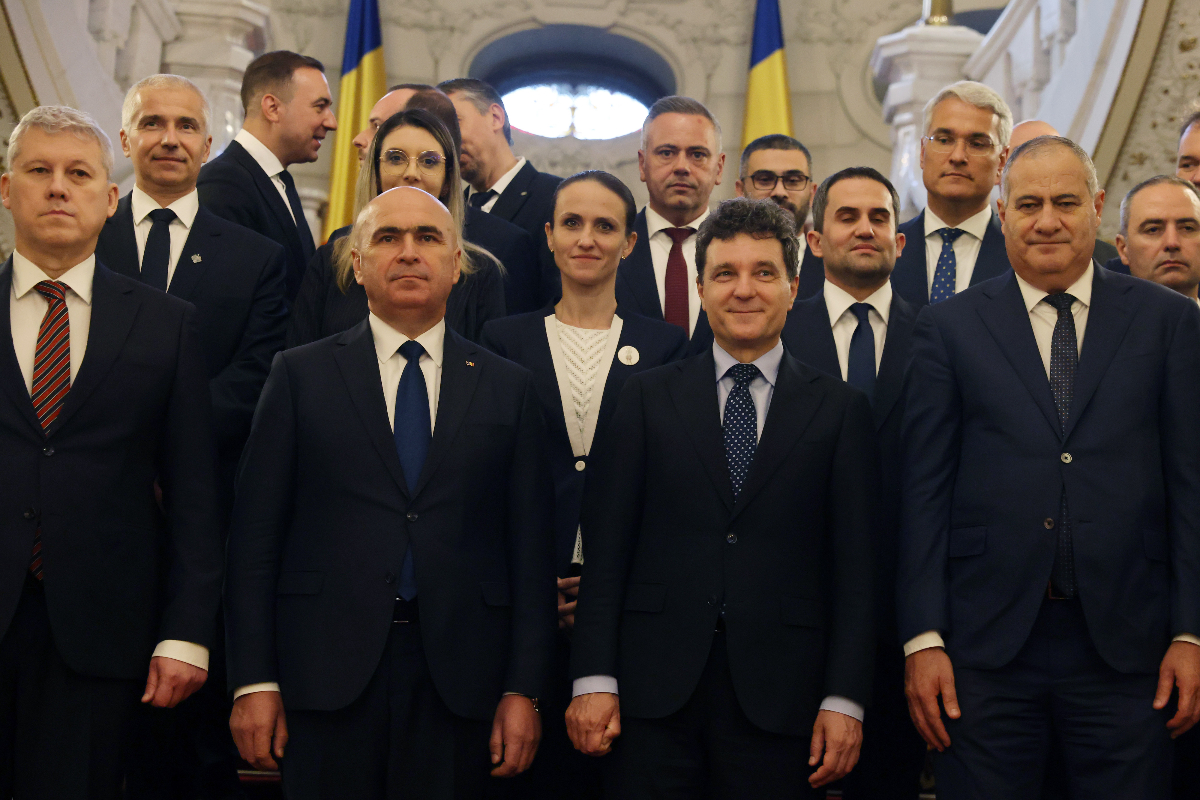 El nuevo Gobierno globalista cuatripartito de Rumanía promete someterse a las directrices de Bruselas