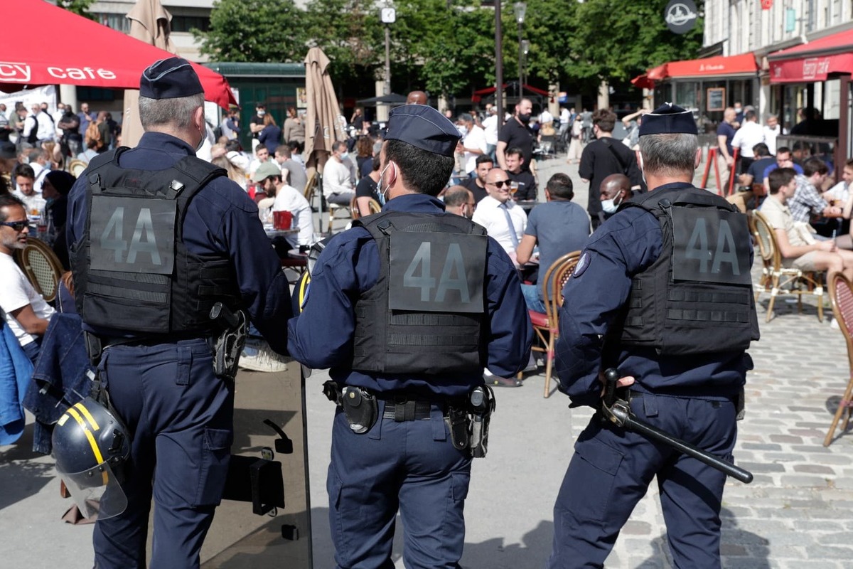 Más de cien africanos detenidos en la Fiesta de la Música de París por intentos de asesinato, agresiones sexuales y violencia contra la policía