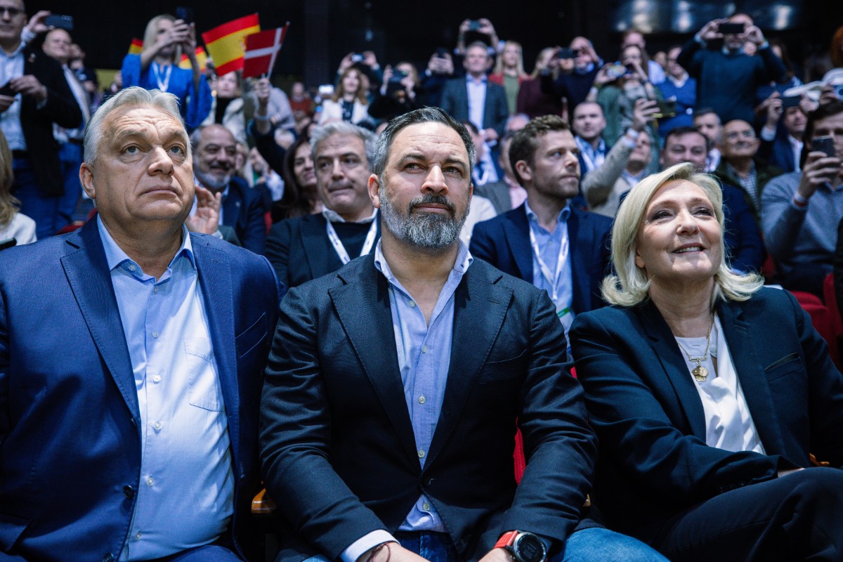 Los aliados de VOX en Europa denuncian la corrupción de Sánchez y su entorno: «Hay una verdadera red mafiosa en el Gobierno de España»