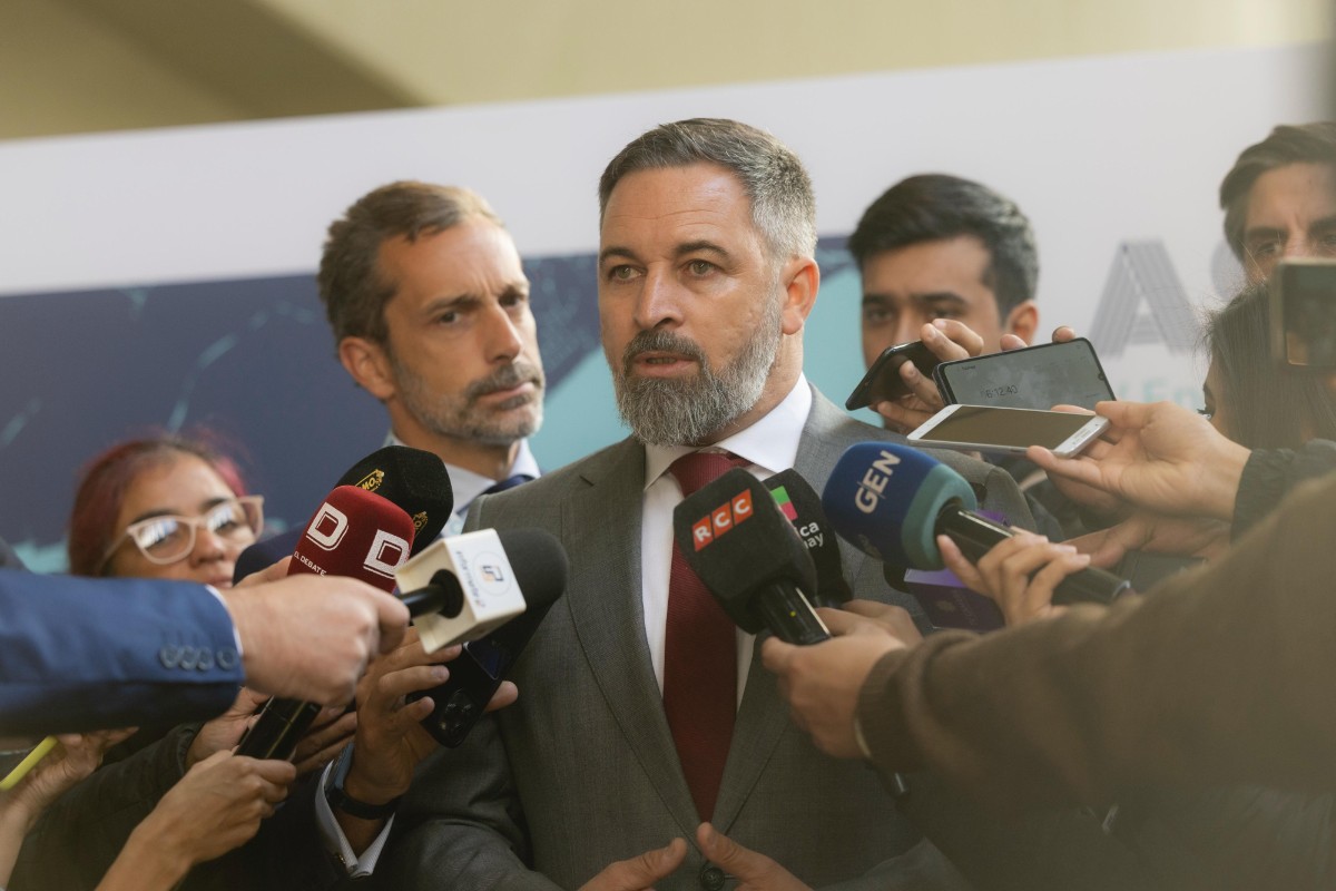 VOX recuerda que salió de los gobiernos porque el PP no se negó al reparto de menas: «Ahora lo hacen porque están en campaña»