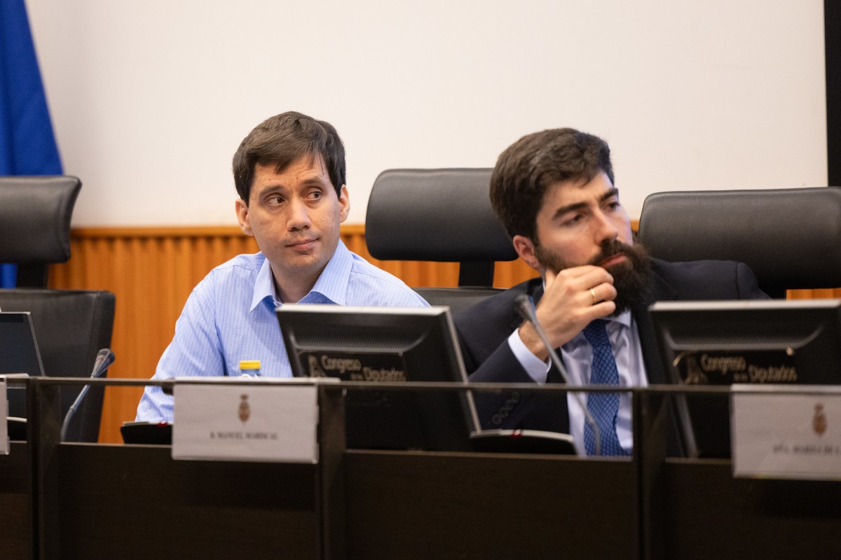 VOX denuncia en un acto en el Congreso el «despilfarro» de las televisiones autonómicas y la deriva de RTVE como «instrumento al servicio del PSOE»