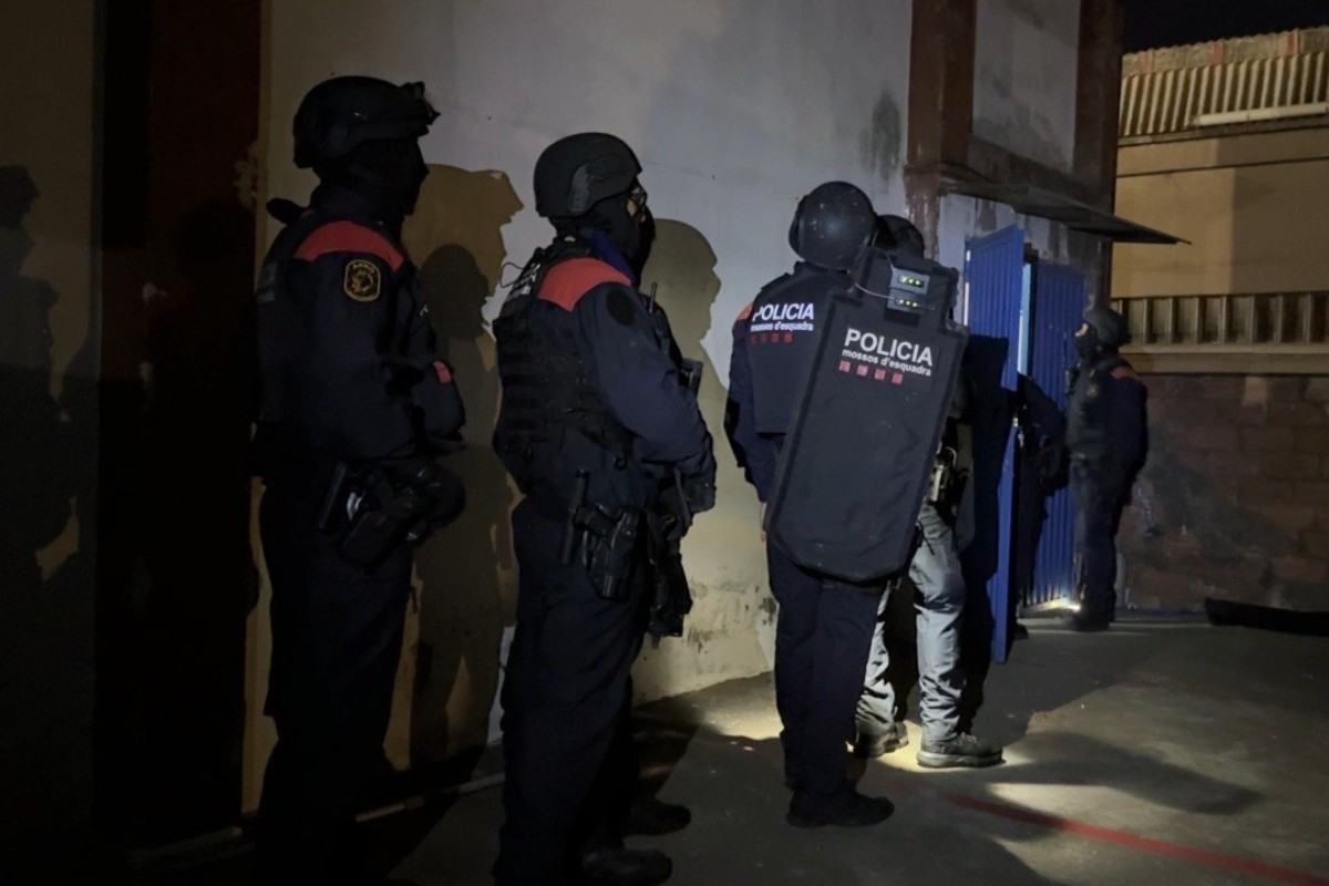 Más de 400 agentes policiales intervienen en una operación contra el tráfico de drogas y armas en Cataluña
