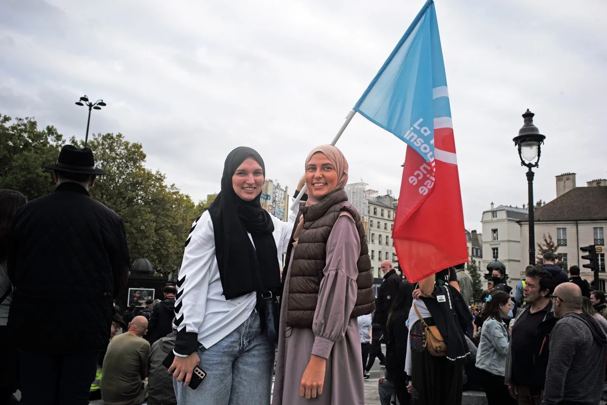 Dos de cada tres franceses creen que el islam es incompatible con «los valores de la República» ante la creciente amenaza de los Hermanos Musulmanes