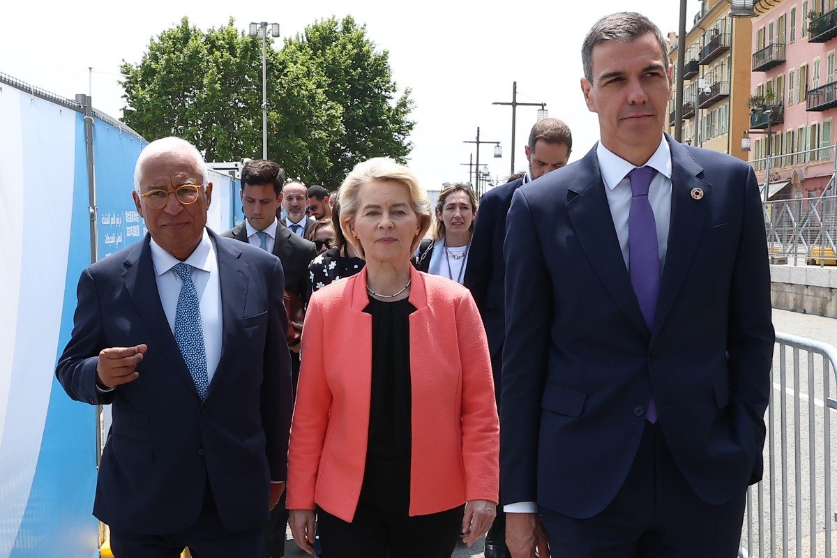 Inmigrantes de origen sirio pagan más de 8.000 euros por entrar ilegalmente en Europa con el permiso de populares y socialistas