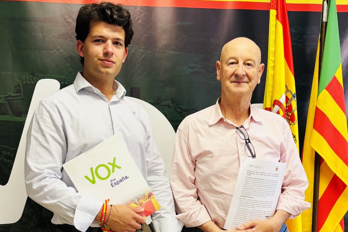 El PP se suma a la izquierda en Benicasim (Castellón) y rechaza la propuesta de VOX de eliminar el nombre de la plaza «País Valencià» y renombrarla como «Plaza de España»