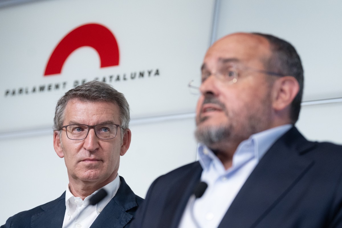 El PP se une a la izquierda y el separatismo en el Parlament y apoya el estatuto municipal rural, que excluye el español e impone la «perspectiva de género»