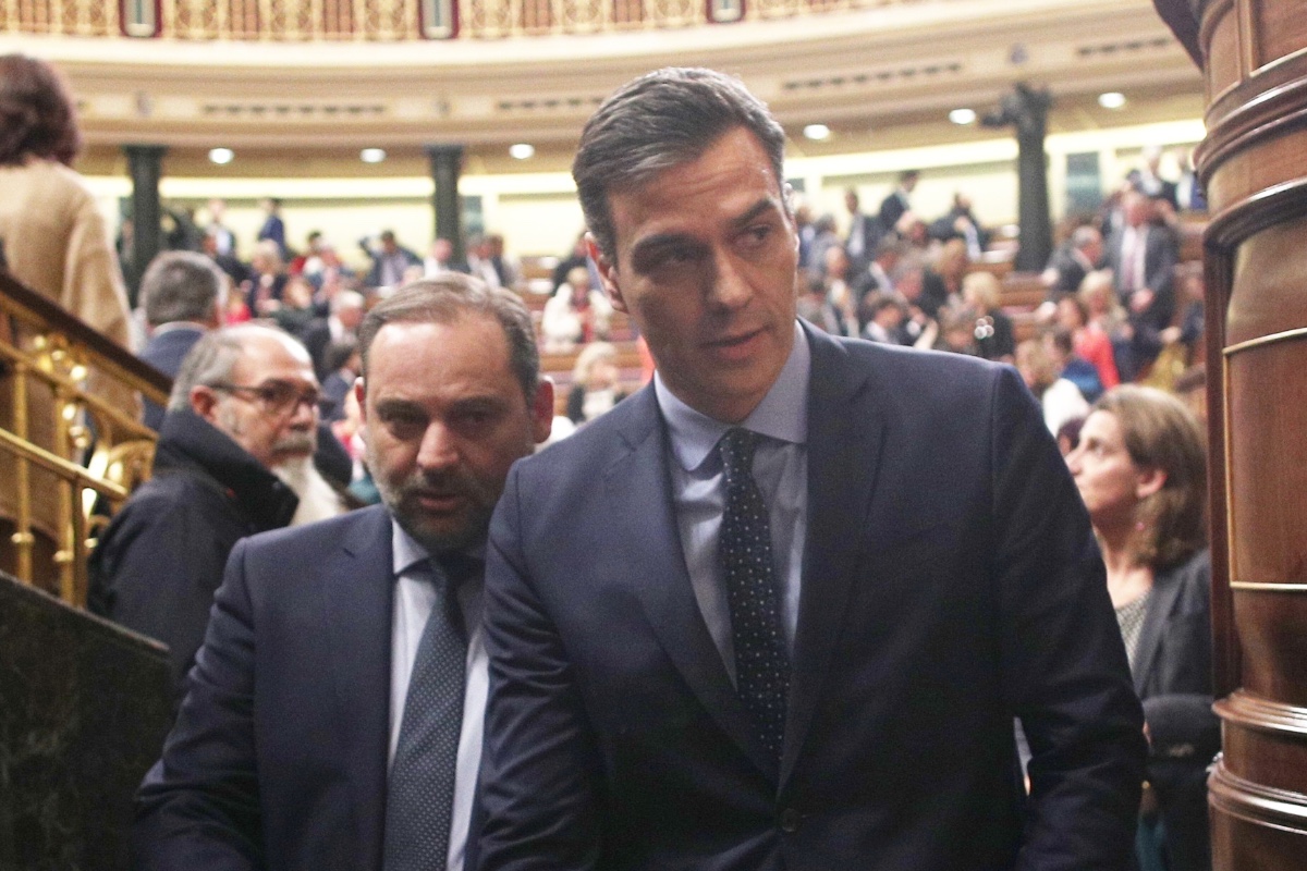 Pedro Sánchez relevó a Ana Botella en la comisión de Interior del Congreso y nombró presidente a José Luis Ábalos tres meses después de su cese