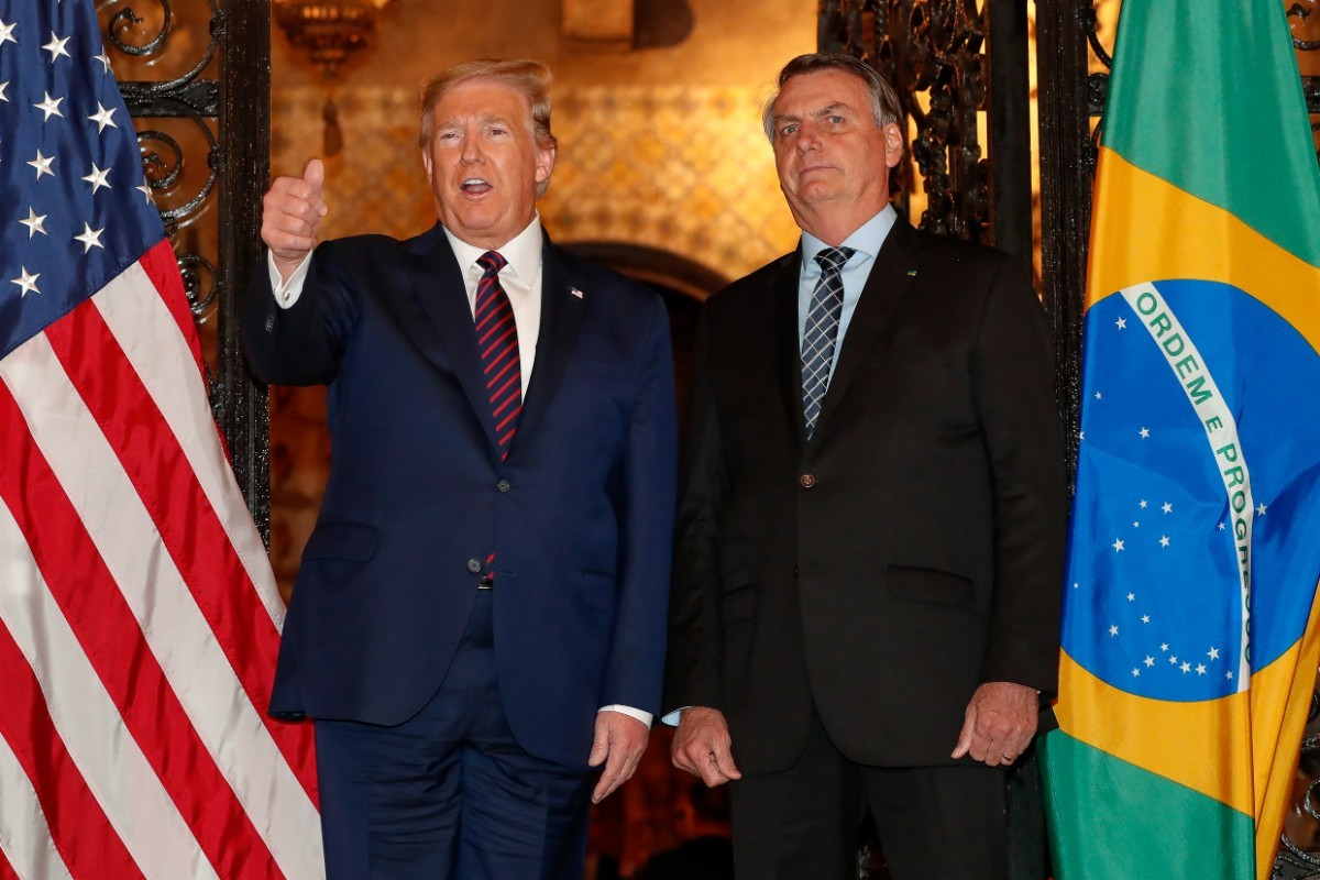 Trump asegura que Bolsonaro encabeza los sondeos en Brasil: «Fue un líder muy respetado y fuerte»