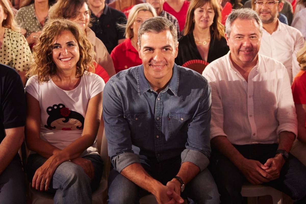 Pucherazo en las primarias del PSOE andaluz: Ferraz impulsó una red de «fontaneros» para crear afiliaciones falsas y favorecer a Juan Espadas