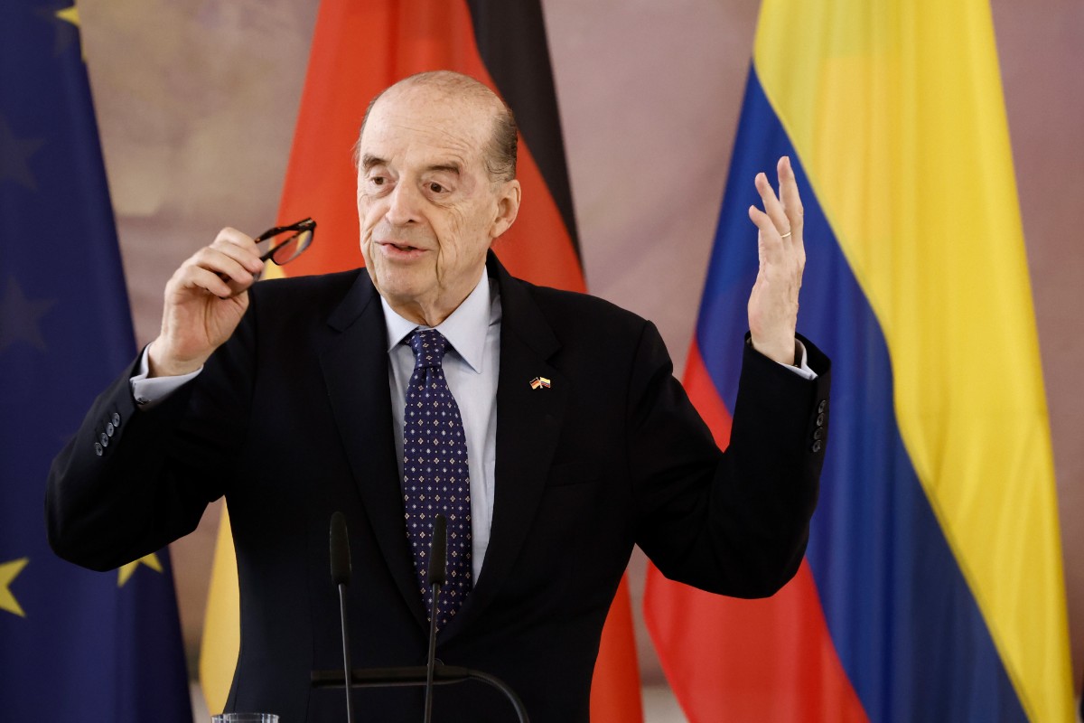 El excanciller colombiano Álvaro Leyva, citado a declarar en el marco de una investigación contra Petro por «problemas de drogadicción»