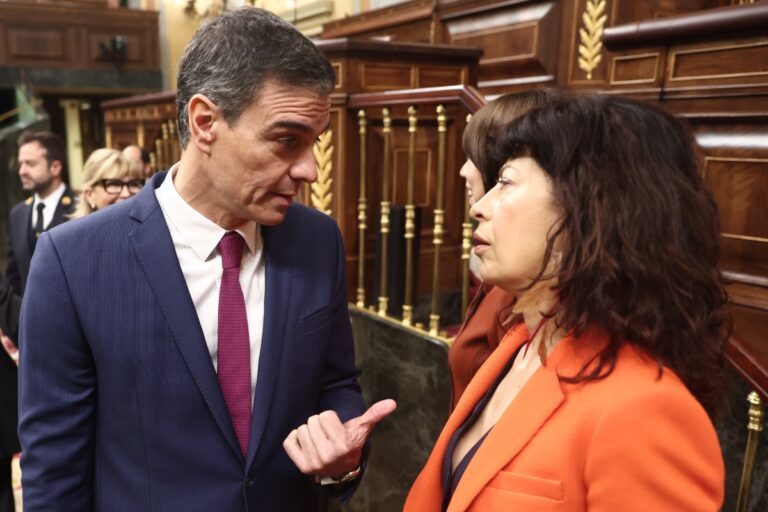 El Gobierno de Sánchez financiará investigaciones para identificar perfiles de «haters» en redes sociales durante momentos políticos clave