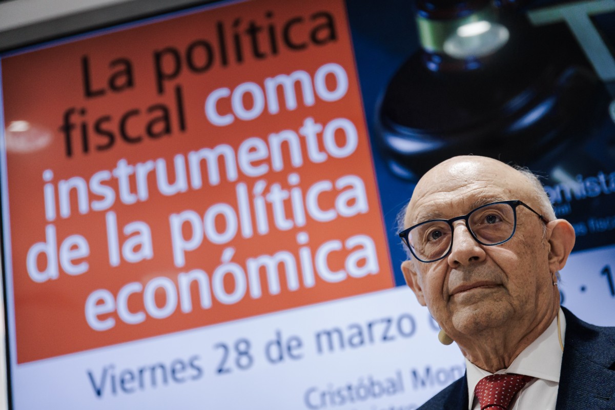 Montoro coló en los Presupuestos de 2018 la propuesta de su lobby para beneficiar a las gasistas