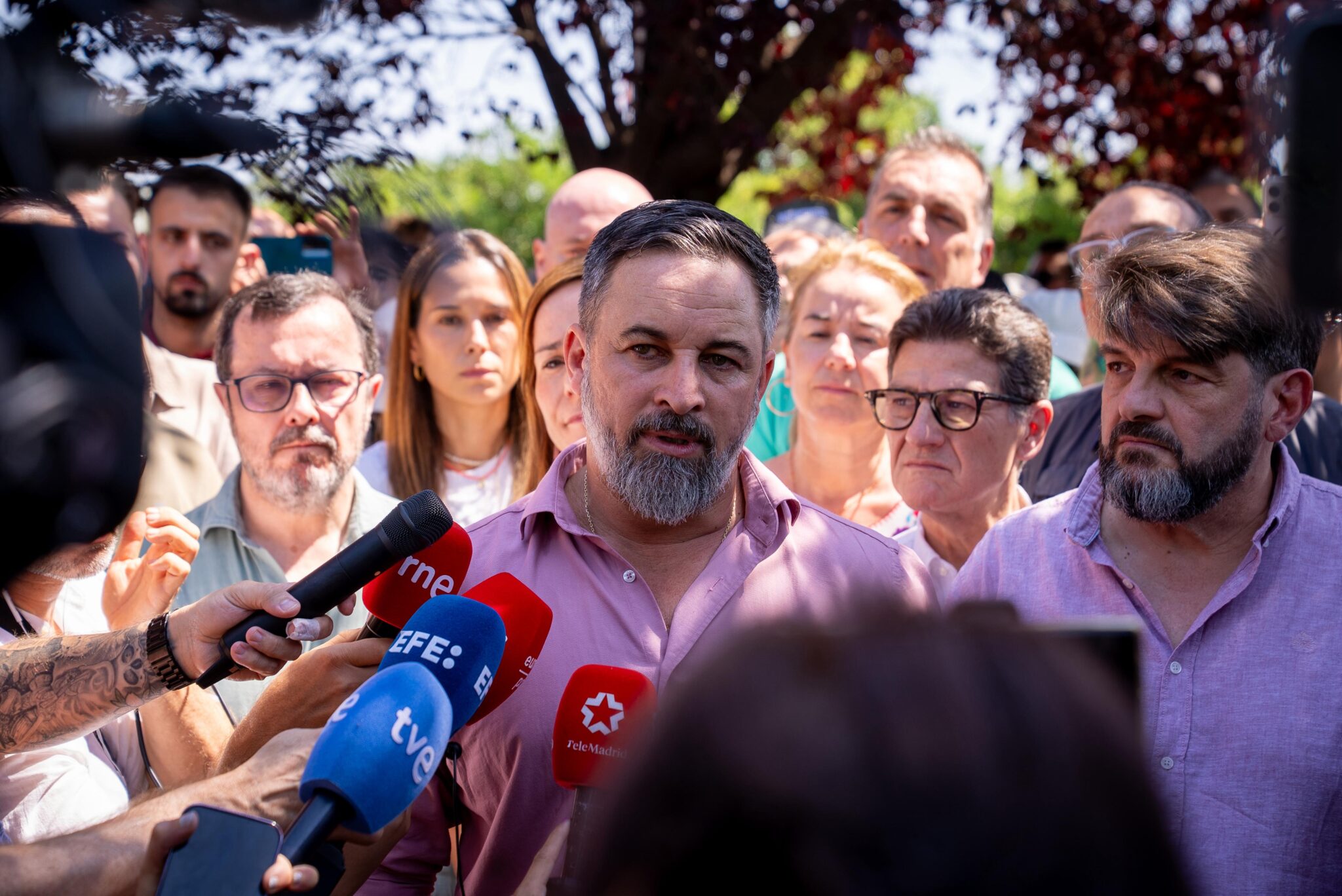 Las verdaderas medidas de VOX en materia de inmigración que desmienten el bulo de los «ocho millones»