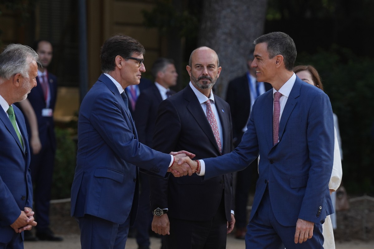 El Gobierno y la Generalidad de Cataluña se reúnen para avanzar en la «financiación singular» que ahonda en la desigualdad entre los españoles