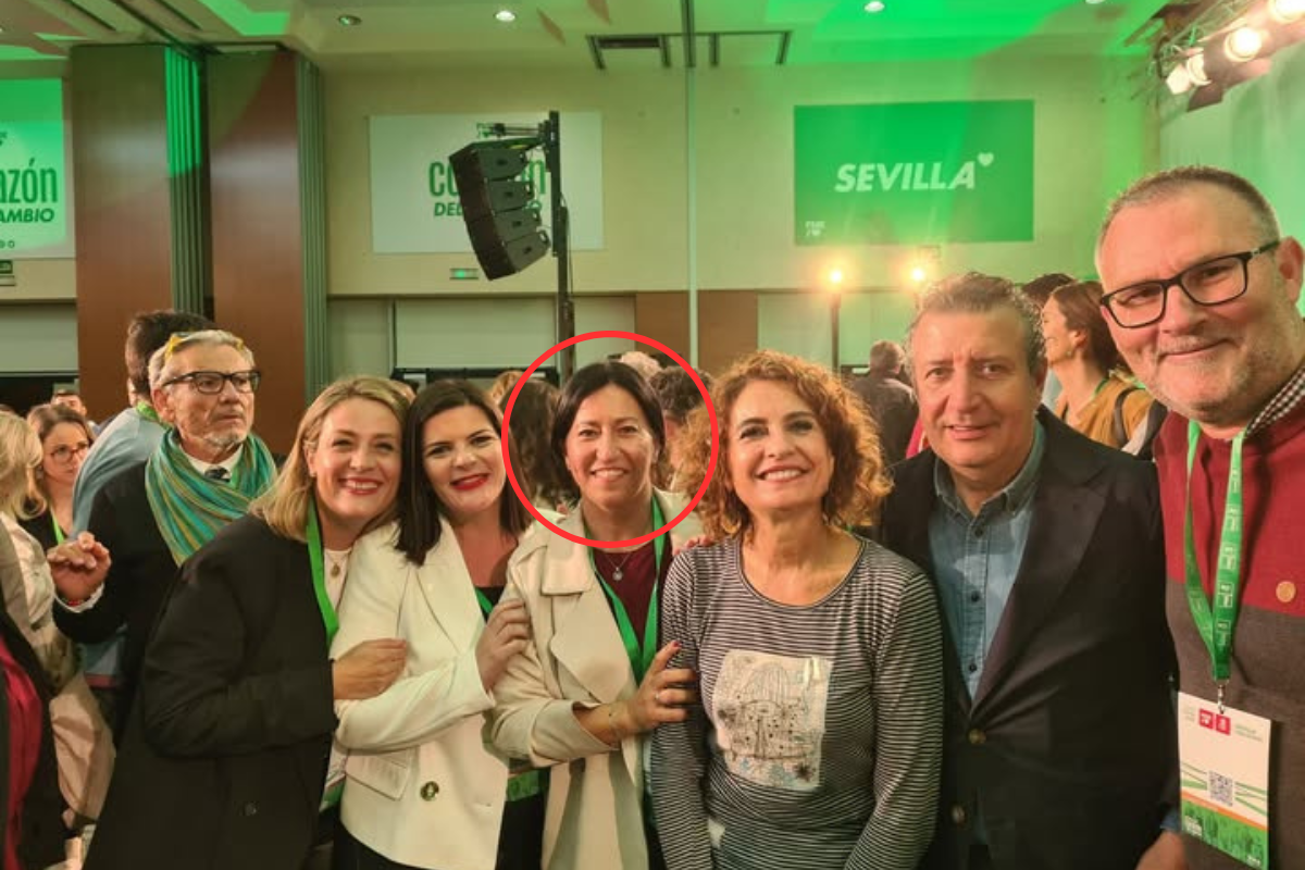 El PSOE premia con un alto cargo en el Ayuntamiento a una imputada por manipular el voto por correo en Sevilla