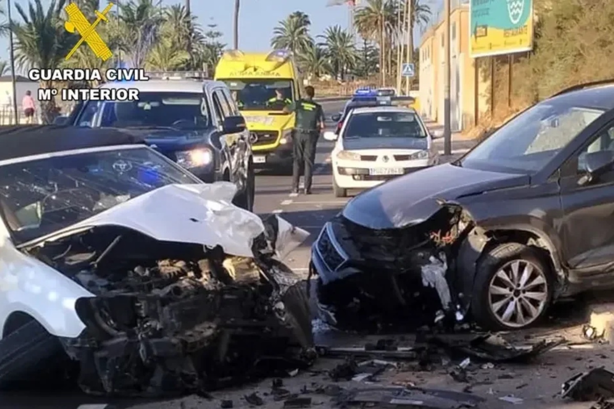 Detenido un magrebí en Mazarrón (Murcia) tras robar varios vehículos y causar un accidente mientras conducía bajo la influencia de drogas y alcohol