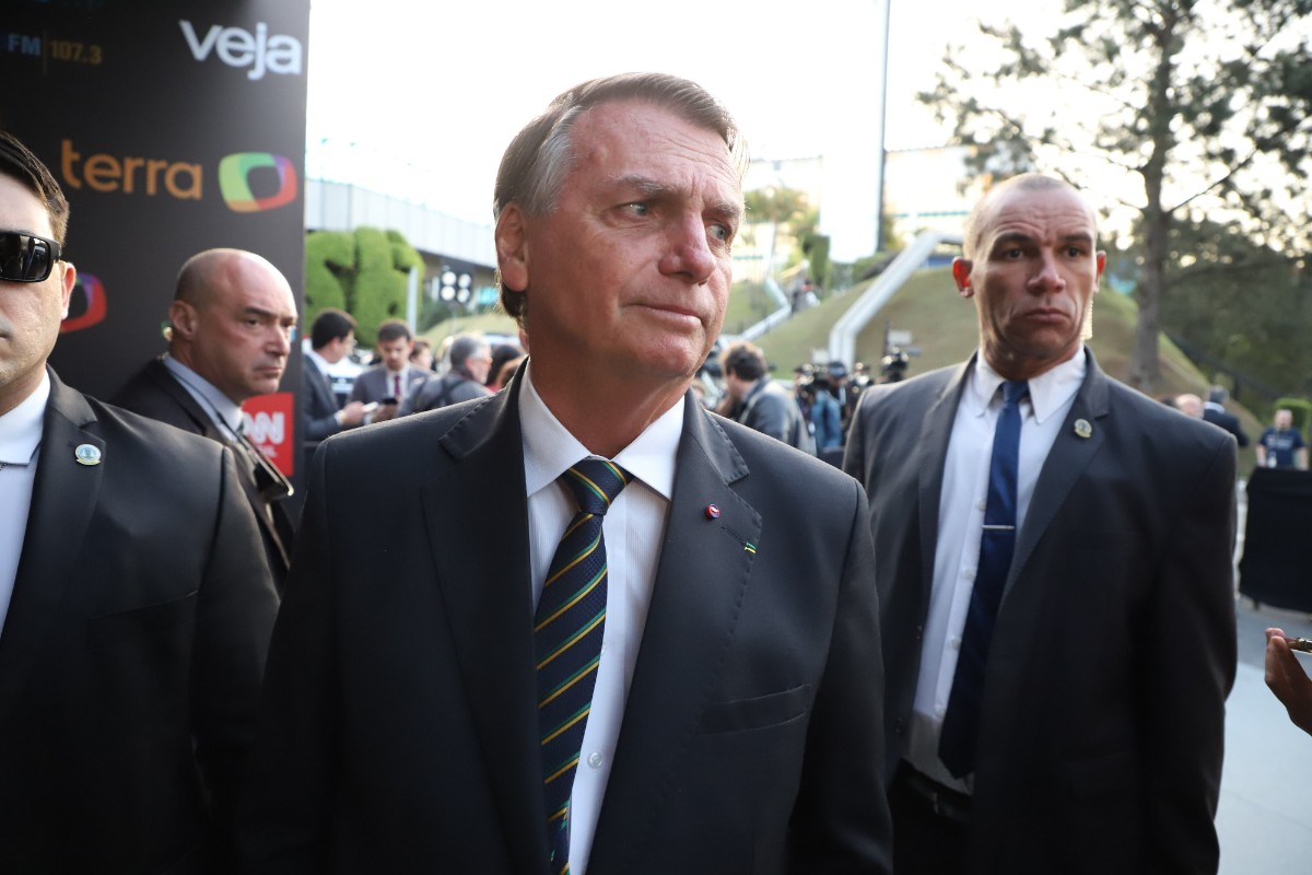 La Policía de Brasil se suma a la persecución judicial contra Jair Bolsonaro y le denuncia por supuesta «coacción» al Supremo