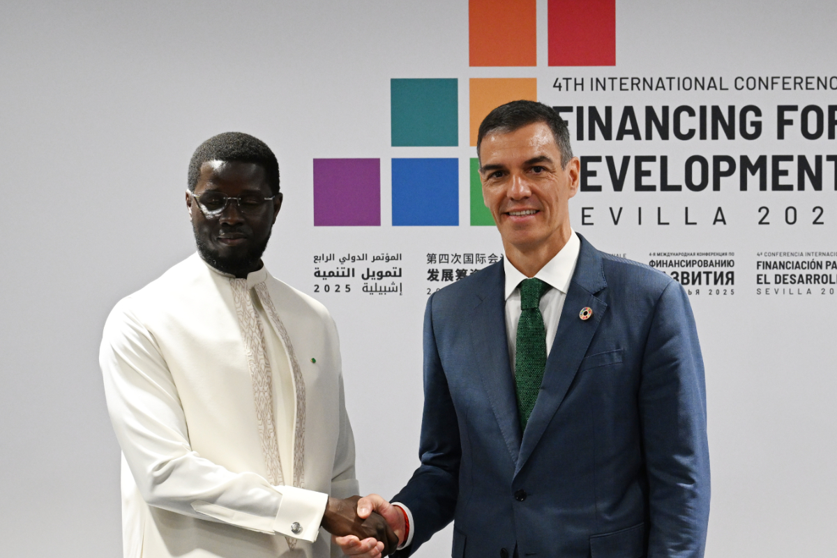 El Gobierno de Sánchez refuerza el efecto llamada: financiará cursos de español para menores en Senegal