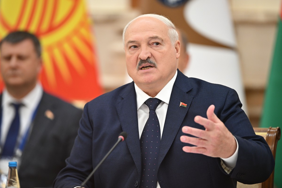Lukashenko, presidente de Bielorrusia, sugiere que podría dar asilo a Maduro: «Es un hombre heroico»