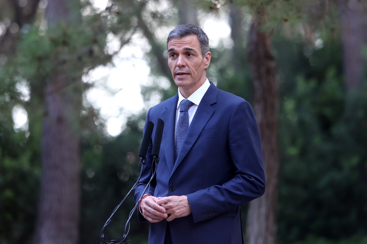 El Gobierno mantiene casi 500 entes públicos fuera del control administrativo para colocar a afines