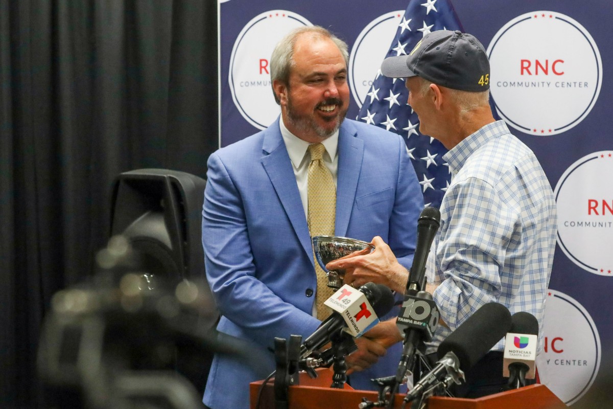 Trump respalda al senador por Florida Joe Gruters para dirigir el Partido Republicano