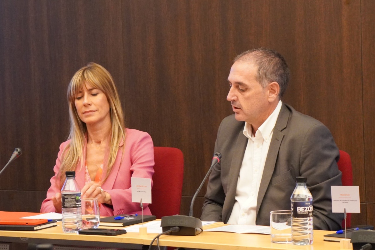 Un patrocinador de la cátedra de Begoña Gómez evita la imputación en la causa hidrocarburos