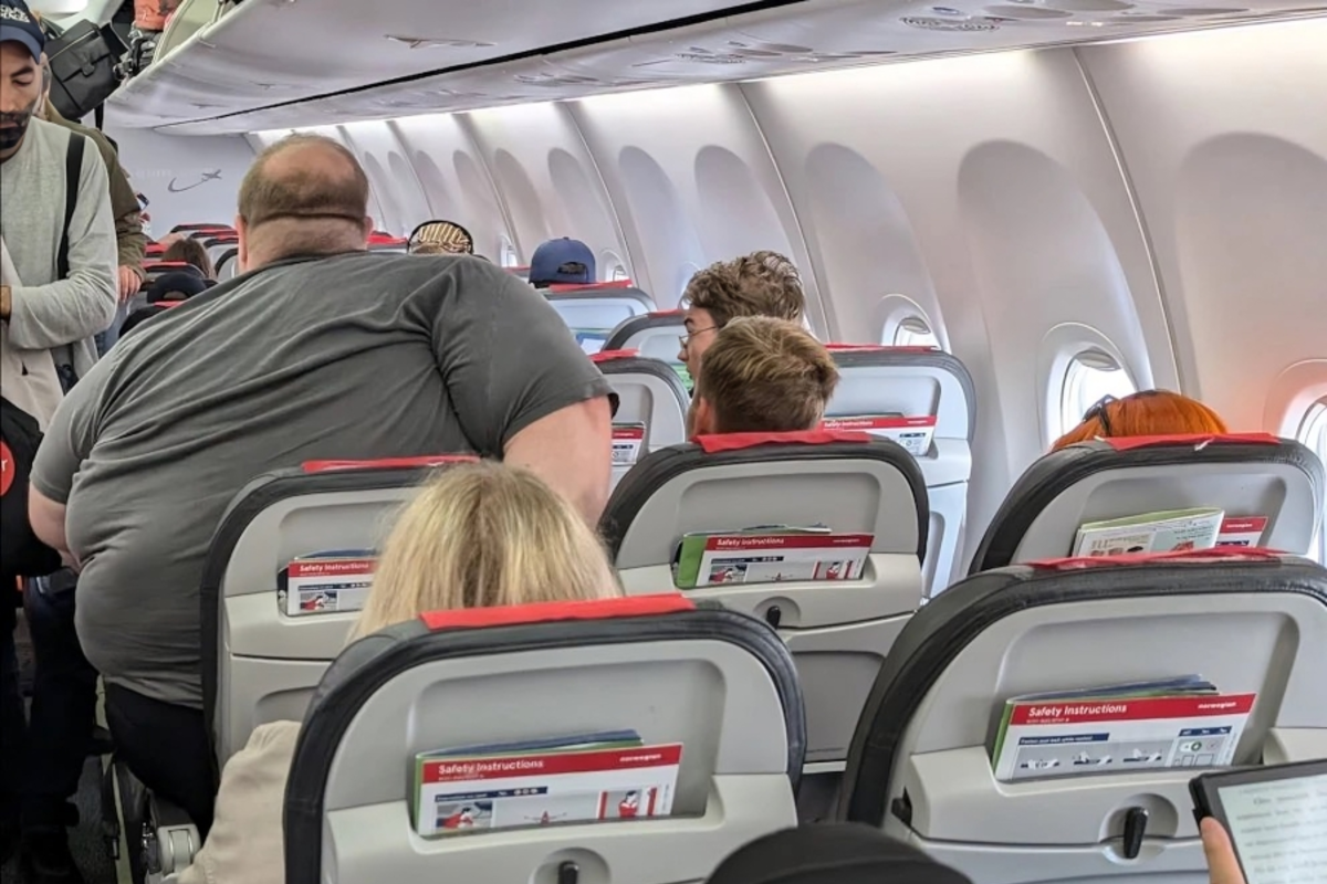La aerolínea Southwest Airlines anuncia el fin de la política de doble asiento gratis para personas con obesidad: «Si ocupas más, pagas más»
