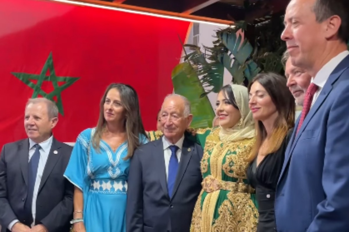 Roquetas de Mar (Almería), municipio gobernado por el PP con mayoría absoluta, acoge la fiesta del trono de Mohamed VI