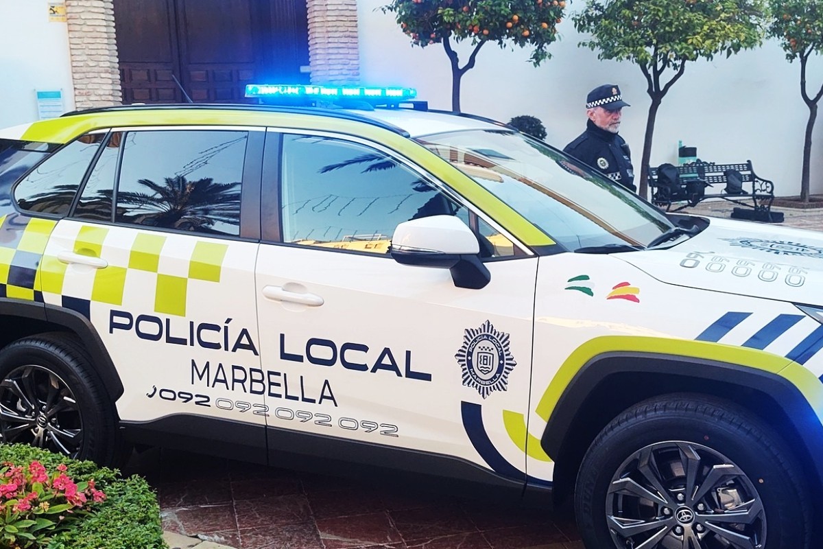 Cuatro inmigrantes ilegales marroquíes que acumulan más de 40 antecedentes atacan a golpes y mordiscos a agentes de la Policía Local de Marbella