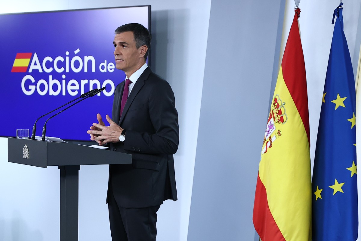 Sánchez anuncia un embargo de armas a Israel y más dinero a la UNRWA, la agencia de la ONU señalada por colaborar con Hamás