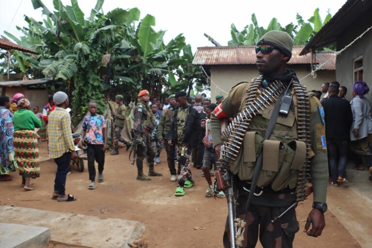 Los yihadistas de Estado Islámico degüellan cristianos y queman una iglesia en el Congo: al menos 21 muertos