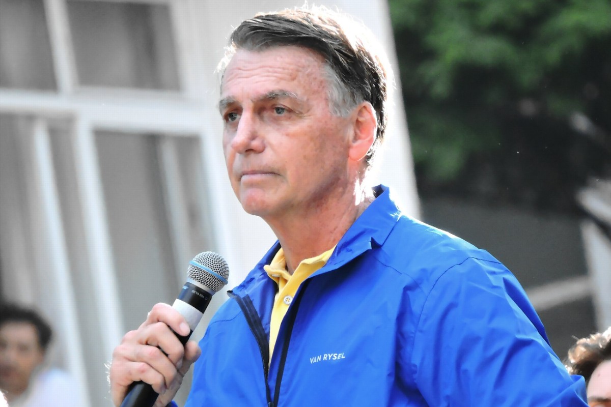Trasladan de urgencia al hospital al expresidente brasileño Jair Bolsonaro ante nuevos problemas gástricos