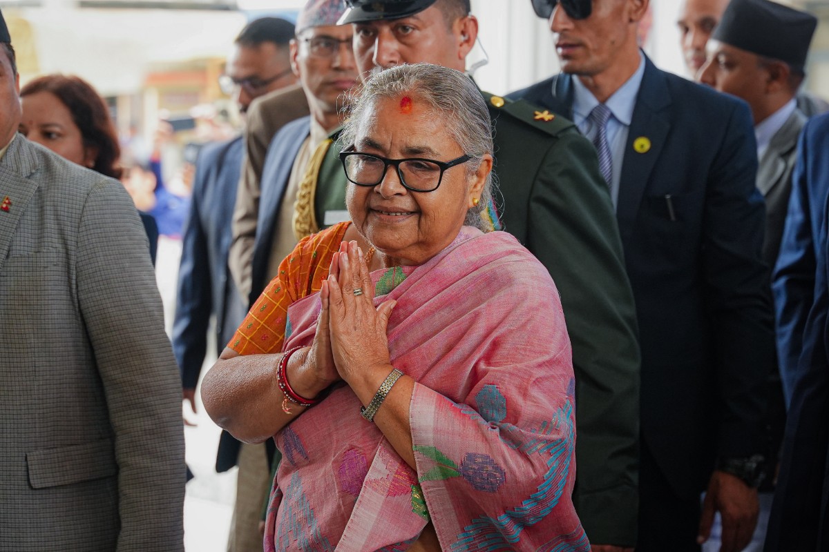 La primera ministra interina de Nepal promete celebrar elecciones en seis meses: «Se harán en un entorno limpio, justo y sin miedos»