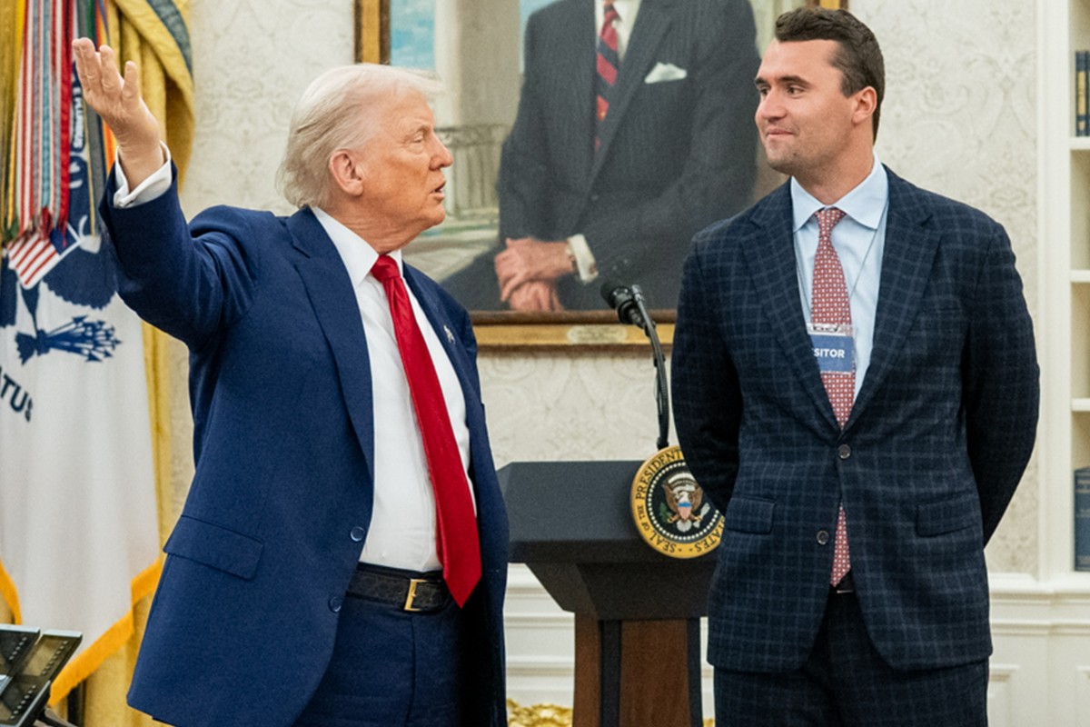Asesinado con un disparo en el cuello el aliado de Trump y activista MAGA Charlie Kirk