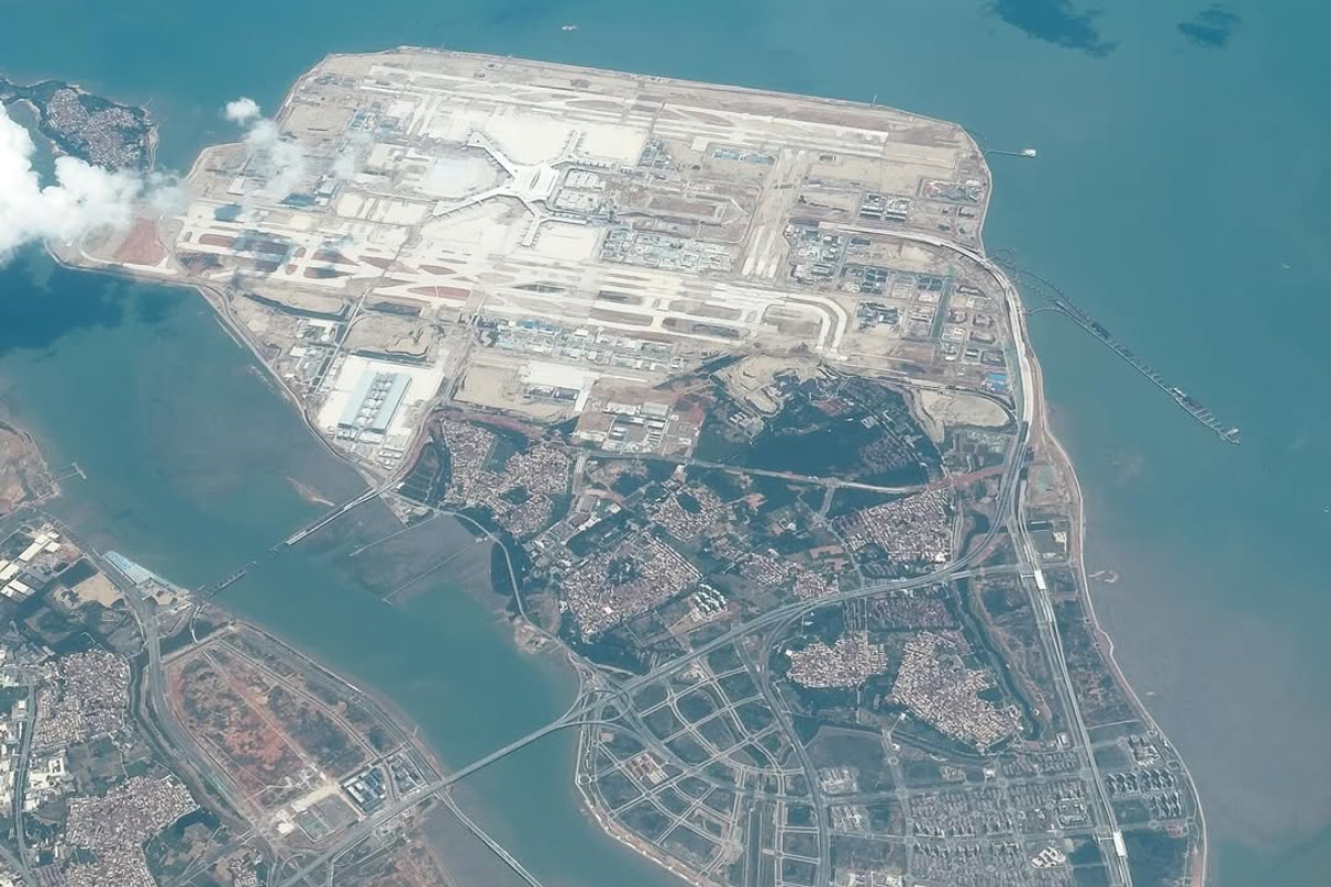 China acelera la construcción de bases navales y aéreas para preparar una invasión contra Taiwán