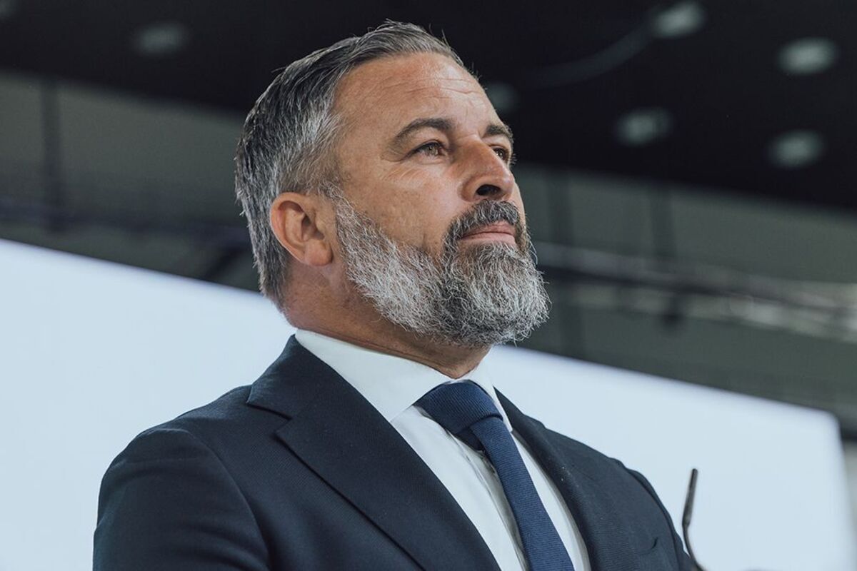 Santiago Abascal felicita a Rodrigo Paz y al pueblo boliviano por liberarse del «nefasto socialismo del siglo XXI»: «Es un paso esperanzador hacia la recuperación de la libertad»