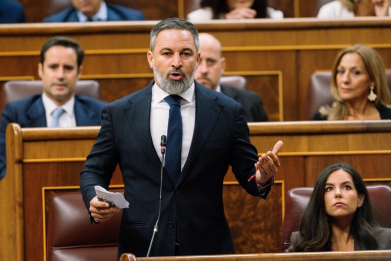 VOX exige el despliegue de las Fuerzas Armadas en Ceuta y Melilla ante el riesgo de una nueva invasión de inmigrantes ilegales