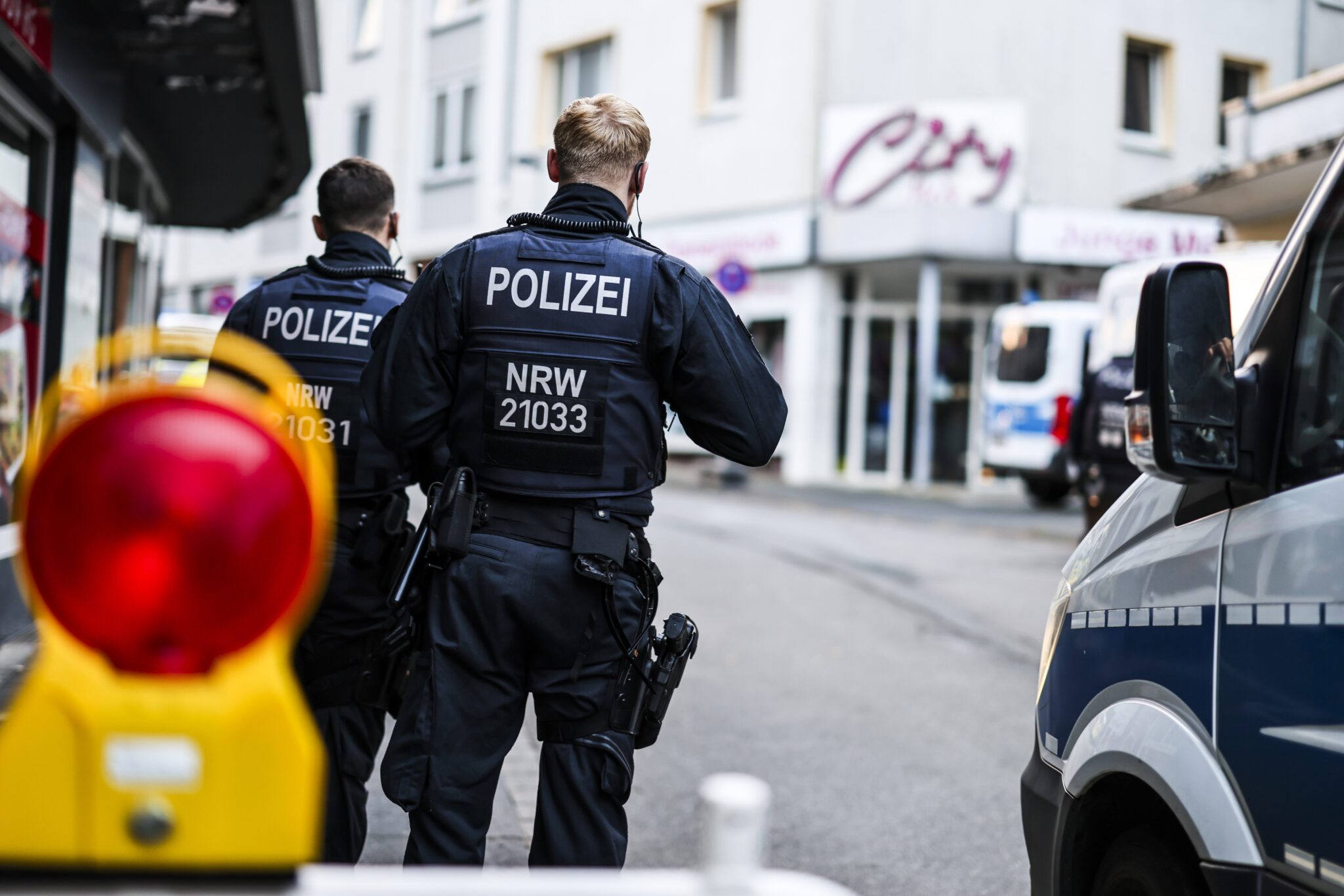 Un policía revela que las estadísticas de criminalidad se manipulan en Alemania para ocultar que la inmensa mayoría de delitos son cometidos por inmigrantes