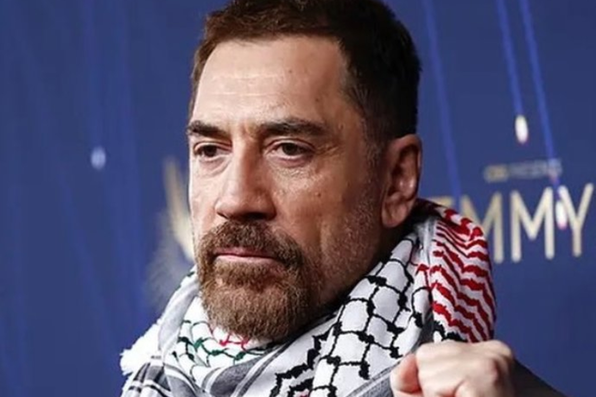 El diario británico ‘The Telegraph’ señala que Javier Bardem simboliza la «estupidez» de Occidente por apoyar Hamás en los premios Emmy