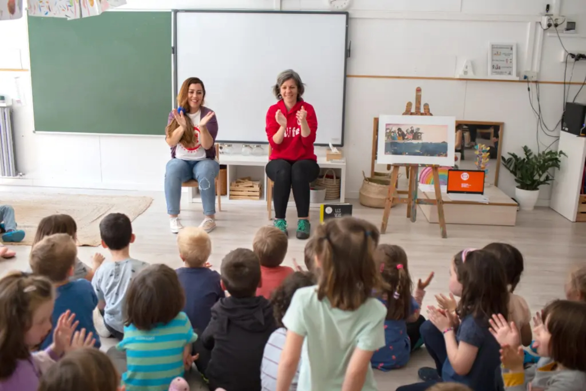 La asociación Educadores contra el Adoctrinamiento rechaza las clases de Open Arms en colegios canarios financiadas por el Gobierno de CC y el PP