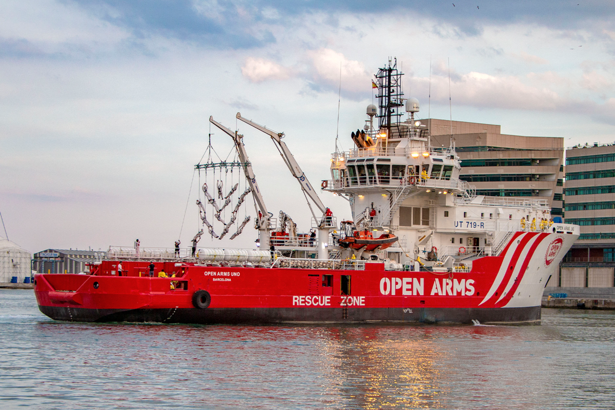 Salvamento Marítimo acusa a Open Arms de mentir con su llegada a Canarias: «Venían a enseñar el barco y ya están posicionados en la zona de rescate»