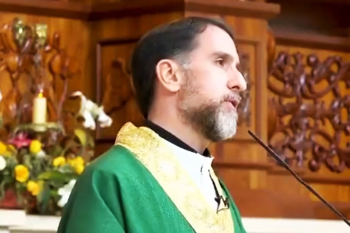 El alegato viral de un sacerdote español en Perú contra el «progresismo»: «Todo lo que nos están trayendo desde la ONU y la Agenda 2030 va contra la vida y contra el futuro»